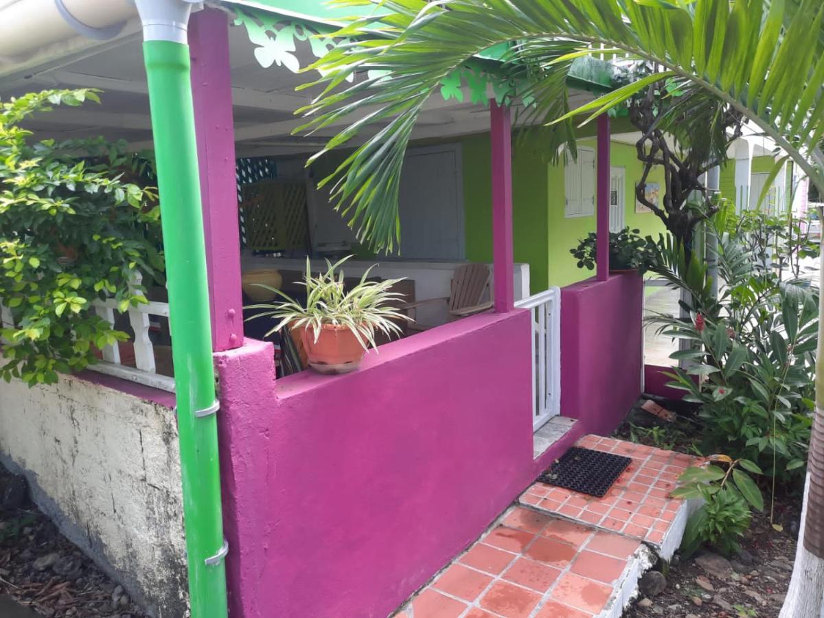 Apartmán Le Jardin De Massieux Bouillante Exteriér fotografie